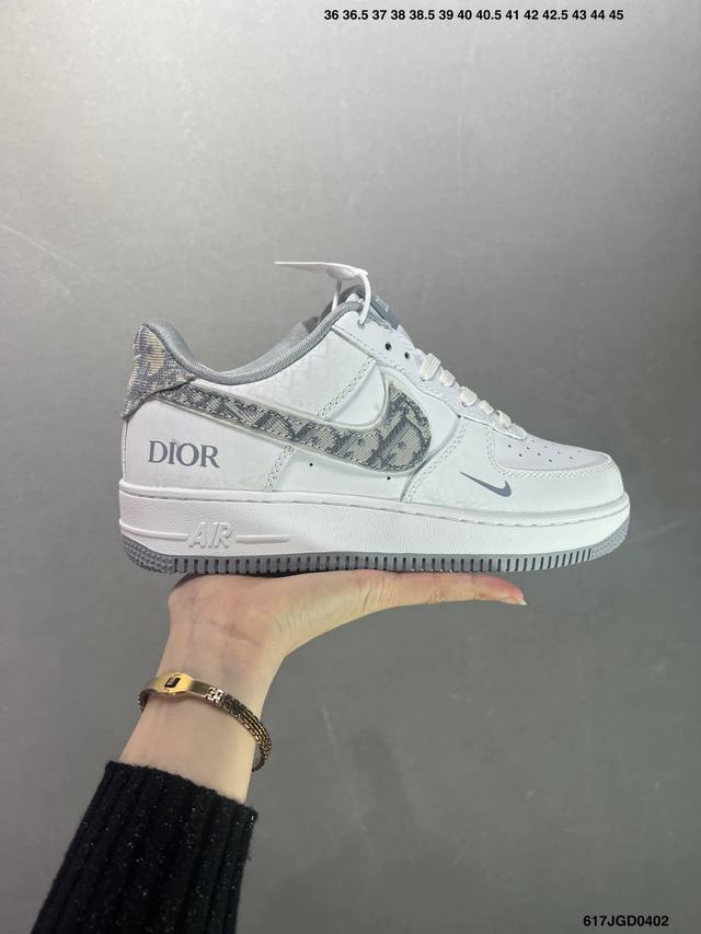 海外限量发售公司级nike Air Force 1 07 Low 迪奥联名 空军一号 低帮 运动鞋 休闲鞋 折边针车 工艺难度大 原楦头原纸板 原装鞋盒 定制五