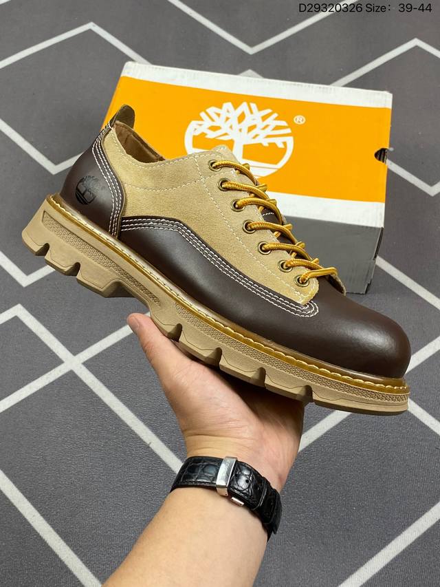 Timberland添柏岚 天伯伦 户外休闲时尚马丁靴系列 广东大厂出品 全新工艺升级 23Ss秋冬新款 原盒原包装 面料采用意大利进口手抓牛皮 搭配防臭防腐真