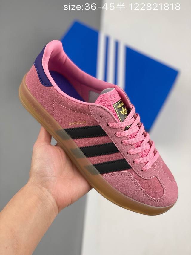 补齐 阿迪达斯 羚羊内训 德训 低帮板鞋 玫粉藏蓝色adidas Gazelle Indoor Trainers 羚羊内训系列低帮复古百搭休闲运动德训风板鞋 采