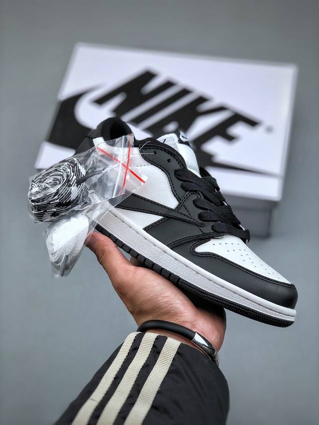 Travis Scott X Air Jordan 1 白灰国内头部一线大厂品质 原鞋原楦头纸板 原厂数据开发打造 所有材料配套都是一线高规格配置 平台高端零售