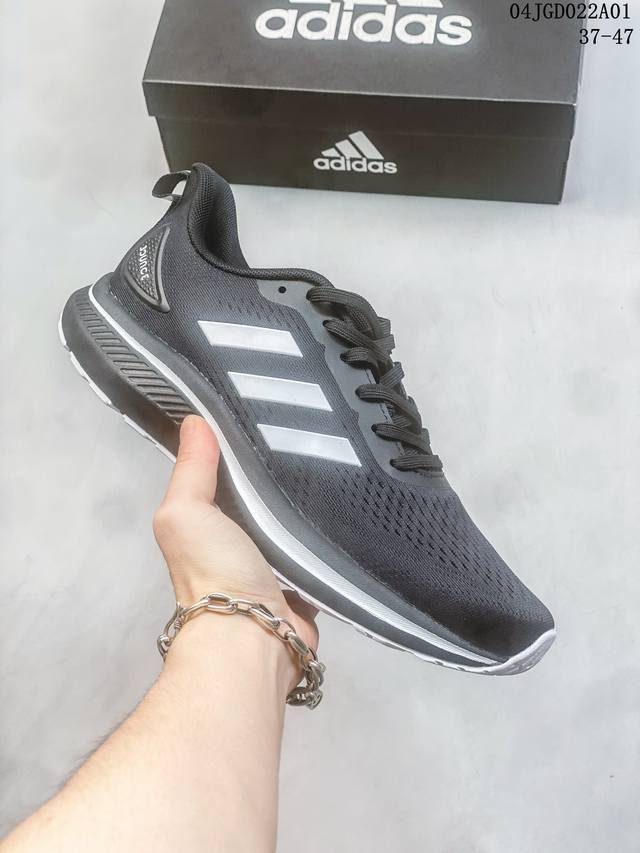 阿迪达斯adidas Novafvse X 透气跑步鞋 采用拉针伸织鞋面 完美贴足合形 使用cloudfoam中底和底外技术 有效保缓障震性 Fz5635 码数