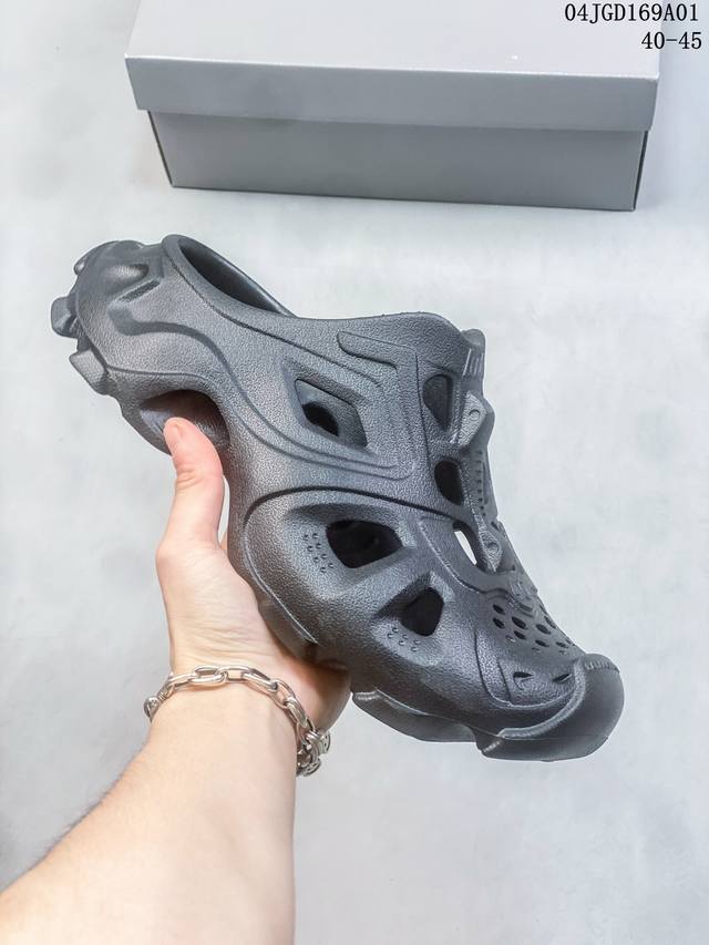 Balenciaga 巴黎世家 法国高端奢侈品牌-巴黎世家balenciaga Mold Thong Sandals夏季沙滩涉水百搭休闲人字半拖凉鞋 采用超轻9