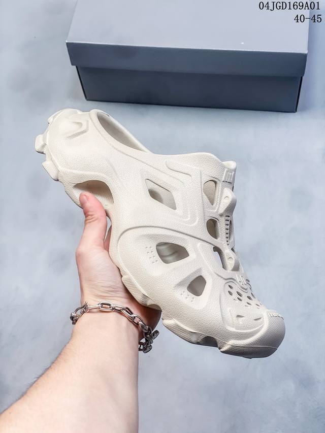 Balenciaga 巴黎世家 法国高端奢侈品牌-巴黎世家balenciaga Mold Thong Sandals夏季沙滩涉水百搭休闲人字半拖凉鞋 采用超轻9