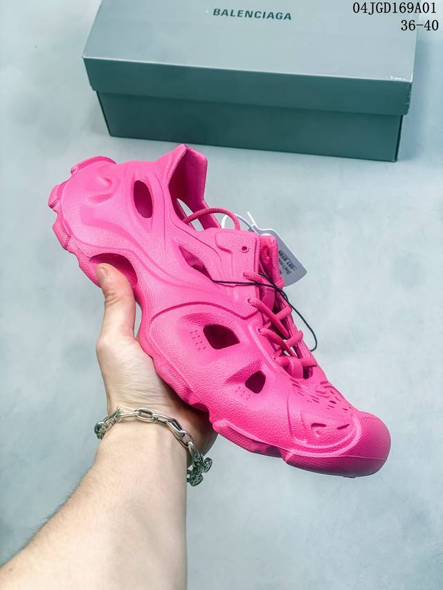 Balenciaga 巴黎世家 法国高端奢侈品牌-巴黎世家balenciaga Mold Thong Sandals夏季沙滩涉水百搭休闲人字拖凉拖鞋 采用超轻9