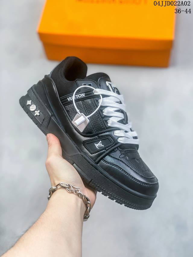 Lv路易威登louis Vuitton Trainer Sneaker Low休闲运动文化百搭板鞋 码数 36 37 38 39 40 41 42 43 44