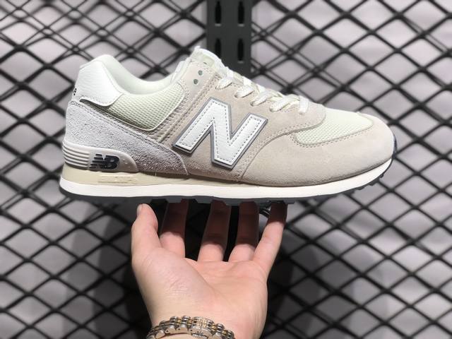 New Balance新百伦 U574Ls2系列 特别以1988年首度世面的经典574作为设计蓝本保 留574简易约衬的80S鞋型廓轮 同时加再以向90年代立特