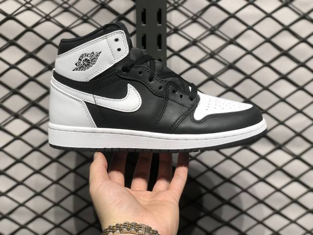 Air Jordan 1 High 乔丹篮球鞋男女潮流板鞋 货号 Fd1437 010 尺码 36 36.5 37.5 38 38.5 39 40 40.5 4