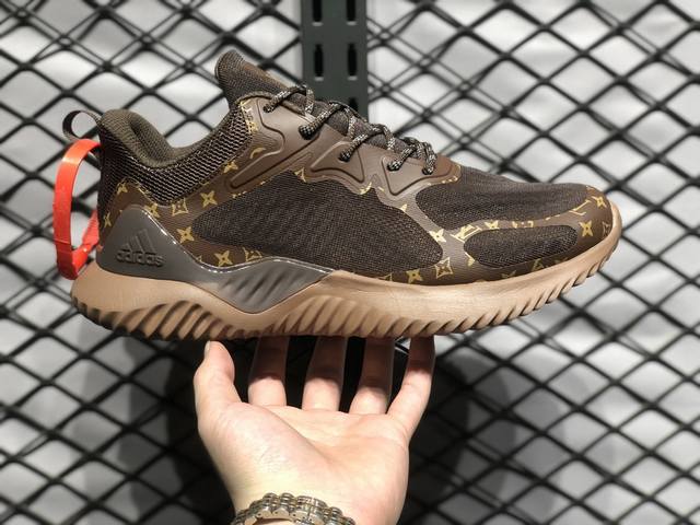 Adidas Alphabounce Beyond 配色bouncetm中底与forged Mesh 热融合多层绒布的结合 外加马牌大底 原盒市售最高版本 附带