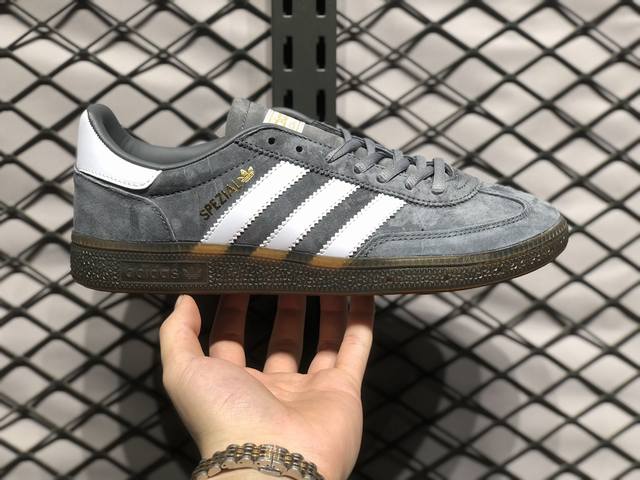 阿迪达斯adidas Originals Handball Spzl 手球运动员系列百搭休闲运动板鞋 货号 D96795 尺码 39 40 40.5 41 42