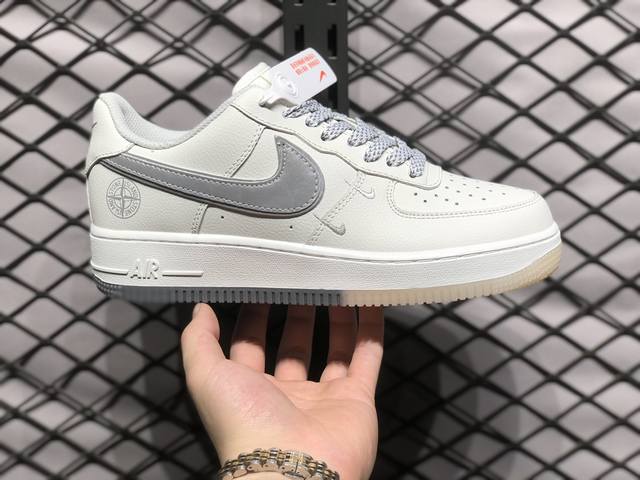 Air Force 1 Low 原装级别 原楦头原纸板 打造纯正空军版型专注外贸渠道 全掌内置蜂窝气垫 原盒配件 原厂中底钢印 拉帮完美 货号 Sl 333 尺