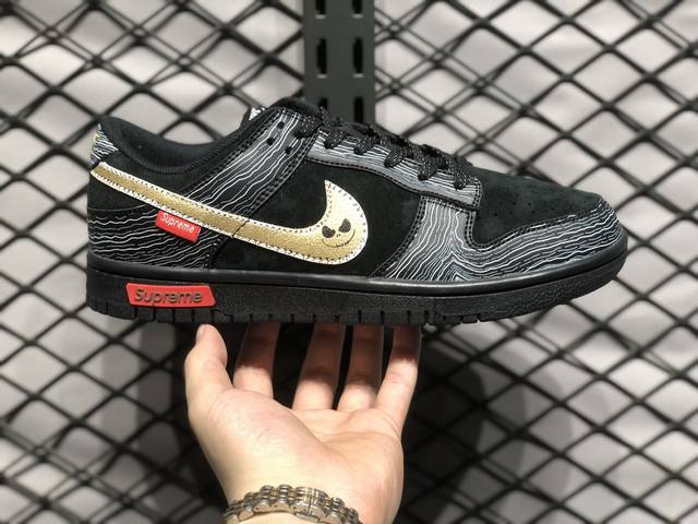 Nike Dunk 全套原楦原模倾力打造 完美版型 独家原厂航空铝磨具打磨大底 鞋头坡度极致还原 无解鞋型 原盒原配 圈内天花板工艺 原厂冲刀 超高清洁度 全鞋