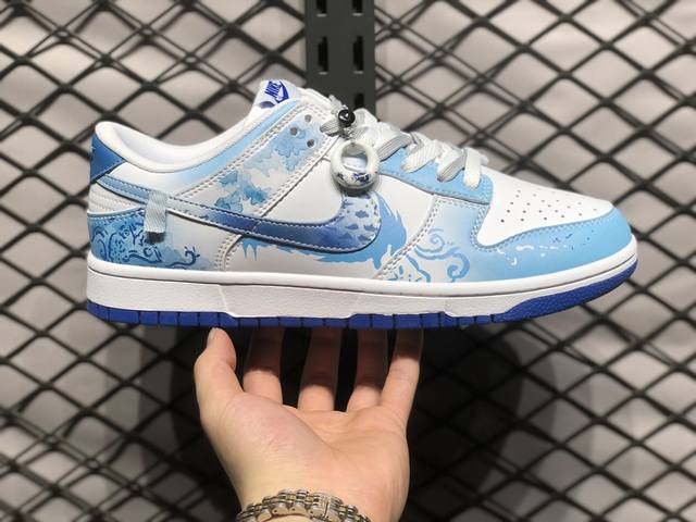 Nike Dunk 全套原楦原模倾力打造完美版型 独家原厂航空铝磨具打磨大底 鞋头坡度极致还原 无解鞋型 原盒原配 圈内天花板工艺 原厂冲刀 超高清洁度 全鞋零