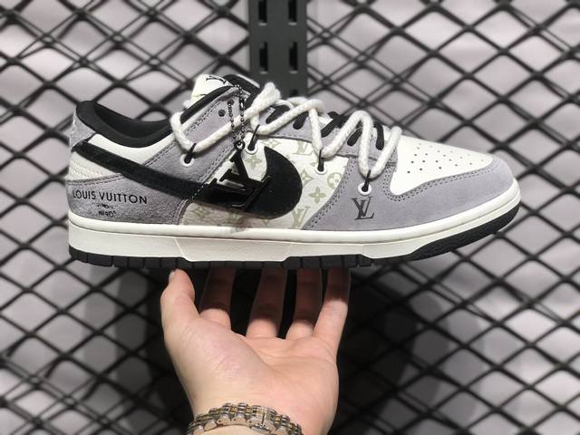 Nike Dunk 全套原楦原模倾力打造完美版型 独家原厂航空铝磨具打磨大底 鞋头坡度极致还原 无解鞋型 原盒原配 圈内天花板工艺 原厂冲刀 超高清洁度 全鞋零