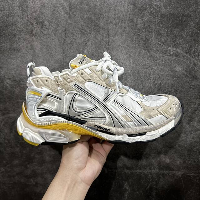 Xa版本 Balenciaga Runer 巴黎世家7.5代 破坏风 手工做旧款复古老爹鞋 白黄布面做旧 全新版本出货 核心配合工厂优势供应 市场最优品质 鞋型