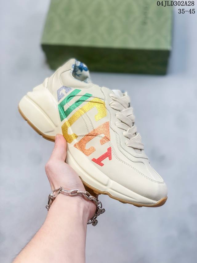 公司级gucci Rhyton Vintage Trainer Sneaker 古驰老爹3D皮革角状复古慢跑鞋 消退的巴黎世家姥爷潮，迎来时尚界潮流领军gucc