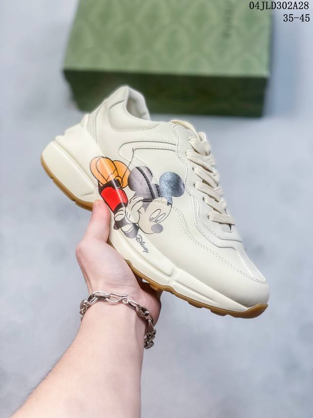 公司级gucci Rhyton Vintage Trainer Sneaker 古驰老爹3D皮革角状复古慢跑鞋 消退的巴黎世家姥爷潮，迎来时尚界潮流领军gucc