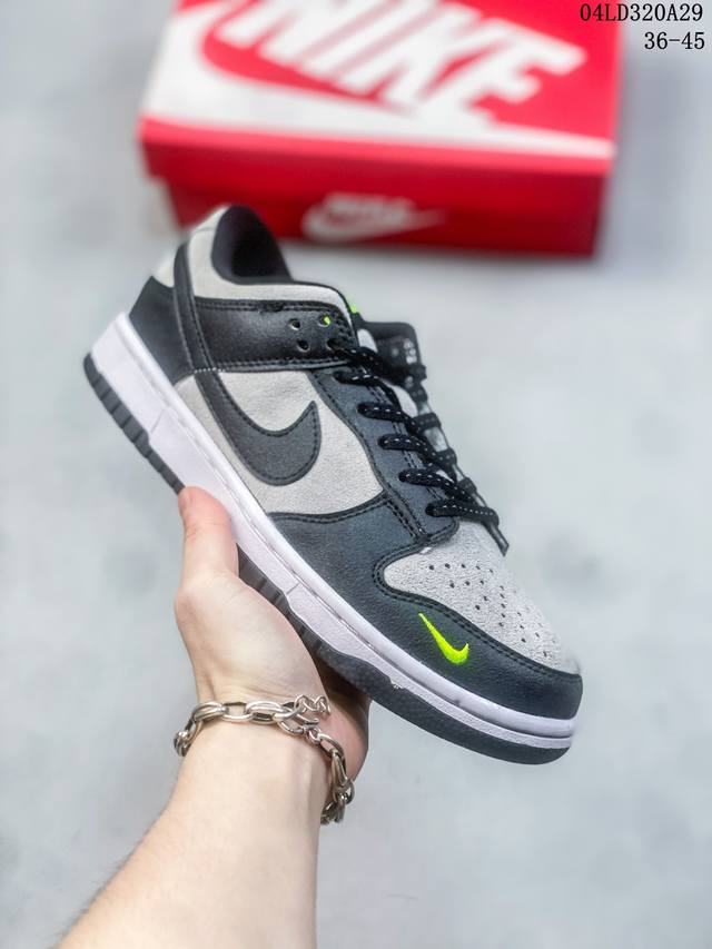 耐克 Sb 系列 Nike Dunk Low 运动鞋复古板鞋 作为 年代经典篮球鞋款，起初专为硬木球场打造，后来成为席卷街头的时尚标杆，现以经典细节和复古篮球风