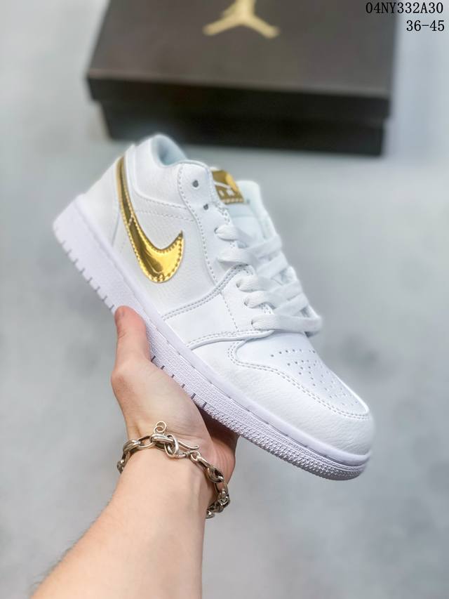 二层皮 乔丹air Jordan 1 Low Aj1 Wh 乔1 低帮复古文化休闲运动篮球鞋。凭借出色的性能和吸睛的外观， Air Jordan直是风球场和街头