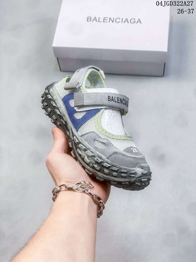 巴黎世家轻奢复古凉鞋 Balenciaga 榴莲底凉鞋 Balenciaga 24年新款榴莲底最新最火爆的网红款儿童包头魔术贴凉鞋网鞋 巴黎世家欧洲站复古款轮胎