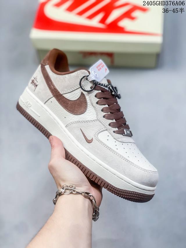 海外限量发售！公司级nike Air Force 1 '07 Low “斯图西联名--咖啡猪八”空军一号 低帮 运动鞋 休闲鞋 折边针车 工艺难度大 原楦头原纸