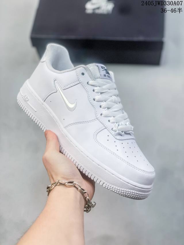 公司级带半码 耐克nike Air Force 1 Low 空军一号低帮休闲板鞋 打造纯正空军版型#专注外贸渠道 全掌内置蜂窝气垫 #原盒配件 原厂中底钢印、拉