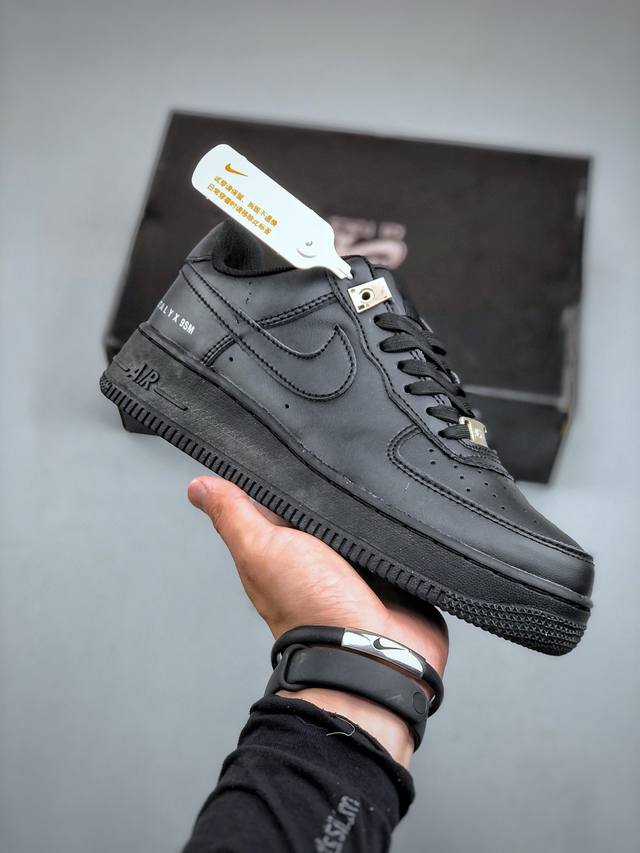 今日福利特价 Air Force 1 ‘07 Low 原楦头原纸板 打造纯正空军版型 #专注外贸渠道 全掌内置蜂窝气垫 #原盒配件 原厂中底钢印、拉帮完美 官方