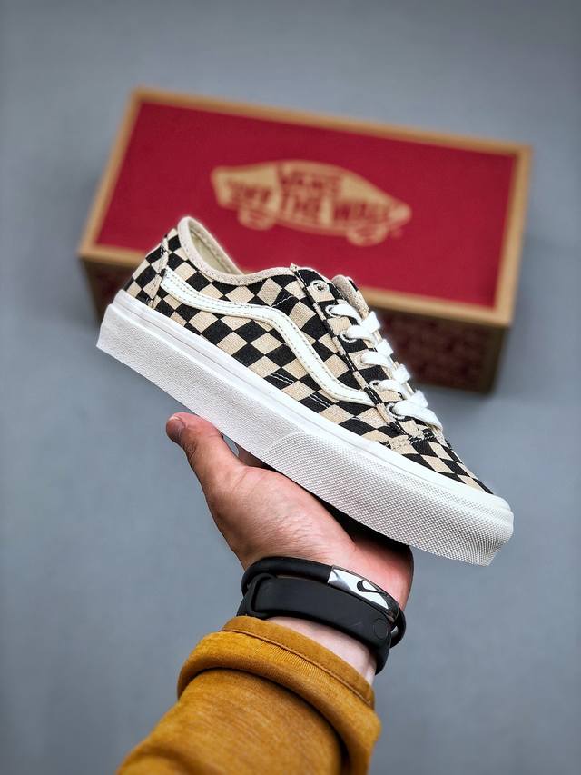 今日福利特价 Vans Style 36 Eco 环保棋盘格 麻棉材质 复古棋盘格 经典低帮帆布鞋 货号：Vn0A5Krd705 Size：35 36 36.5