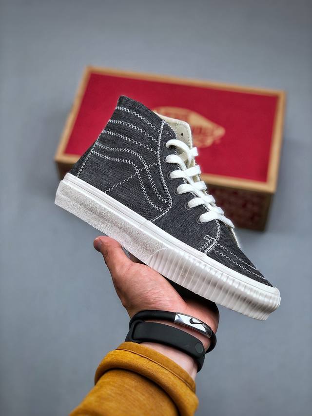 今日福利特价 Vans Sk8-Hi 灰色饼干头 范斯官方 高帮休闲硫化帆布鞋 牛仔灰帆布材质凸显质感 外缝线勾勒设计 个性十足 Size：35 36 36.5