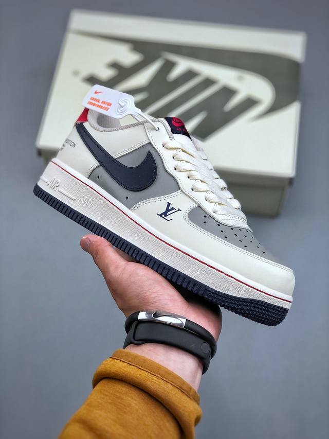 K Nike Air Force 1 Low 公司级原楦头原纸板 打造纯正空军版型专注外贸渠道 全掌内置蜂窝气垫 原盒配件 原厂中底钢印、拉帮完美 官方货号：X