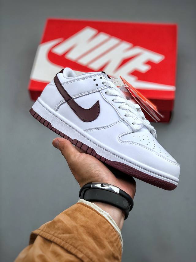 E Nike Dunk Low Retro 酒红白 低帮休闲运动板鞋 原装头层材料 用料绝不含糊 独家版型蒸餾加工帶來的是更好的视觉和脚感体验 清洁度 电绣工艺