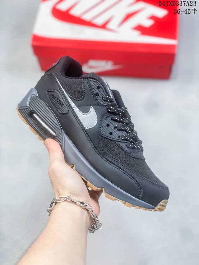 耐克 Nike Air Max 90 经典复古小气垫缓震跑鞋 鞋面由皮和革织物打造，犀利的条线打造出酷劲十的足视觉效果 网布鞋增面强透气性，穿着为极舒适 经可典