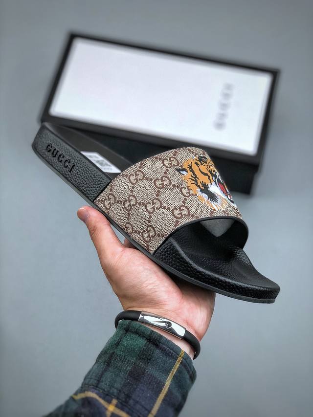 Gucci拖鞋系列 全新配色潮人必备，广东原厂！古驰 Gucci Leather Slide With Bow 沙滩皮革一字拖高奢拖鞋！ 尺码：35-45