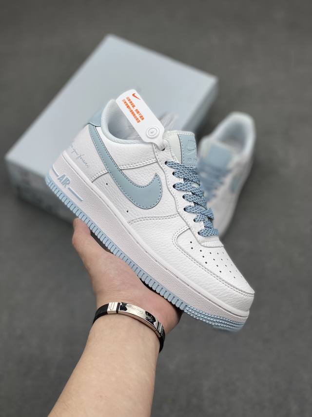 海外限量发售 公司级 Nocta×Nike Air Force 1 Low Certified Lover Boy 冰蓝 经典空军一号低帮休闲板鞋 3M反光 原