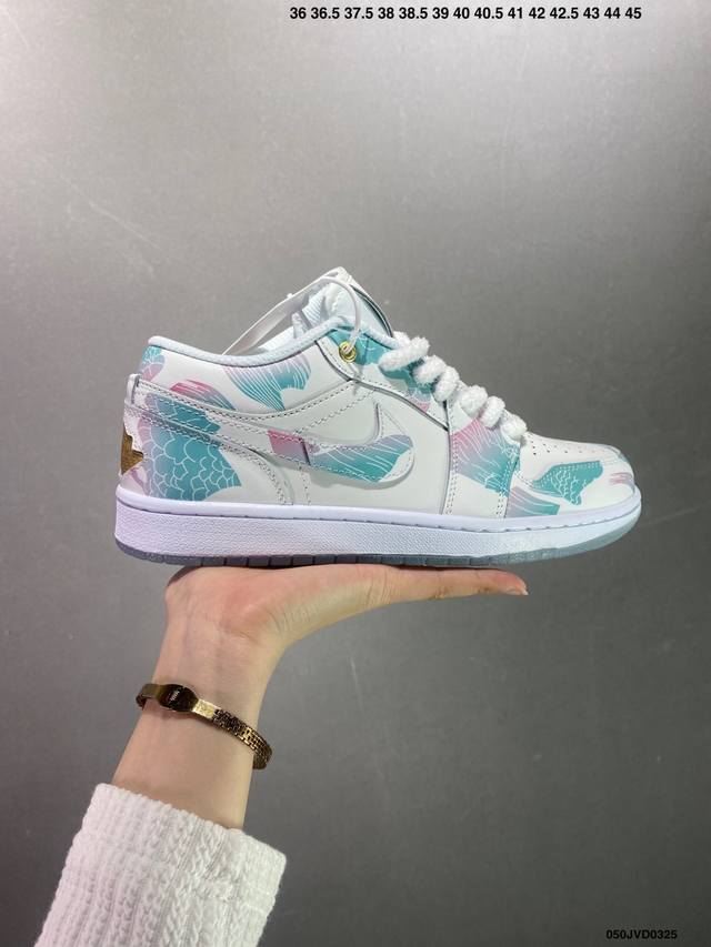 公司级air Jordan 1 Low Se ”Emerald Rise“ 低帮 海盐冰蓝渐变 Aj1 乔丹1代 Aj1 乔1 低邦 白蓝渐变 乔丹篮球鞋系列