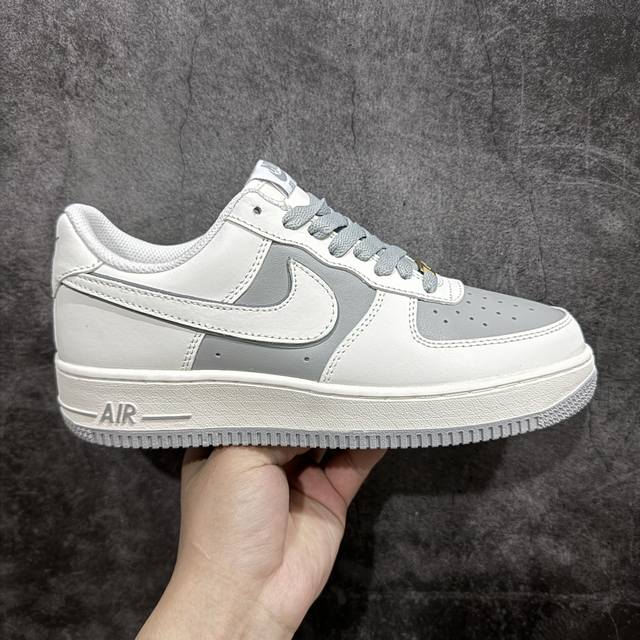 公司级 小红书爆款 公司级 Nike Air Force 1 Low '07 白灰拼接 低帮空军一号休闲板鞋 定制皮料 原楦原纸板 纯正空军版型 高清洁度 内置