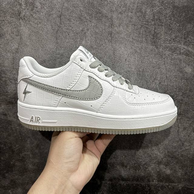 公司级 Nk Air Force 1'07 Low Ladainian Tomlinson 闪电队 白蓝 空军一号低帮休闲板鞋 Dd0614-333 #定制蛇纹