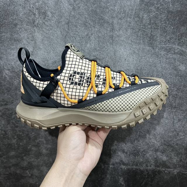 纯原版 Nk Acg Mountain Fly Low Gtx Se 复古潮流户外登山鞋防水慢跑鞋 Da5424- 全新来袭 该款沿袭前代高帮版型的设计传统 轻