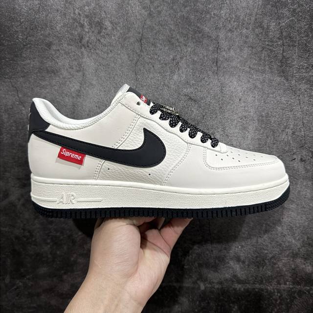 公司级 海外限量发售！公司级nike Air Force 1 '07 Low “Supreme滑板系列--米黑” 空军一号 低帮 运动鞋 休闲鞋 折边针车 工艺