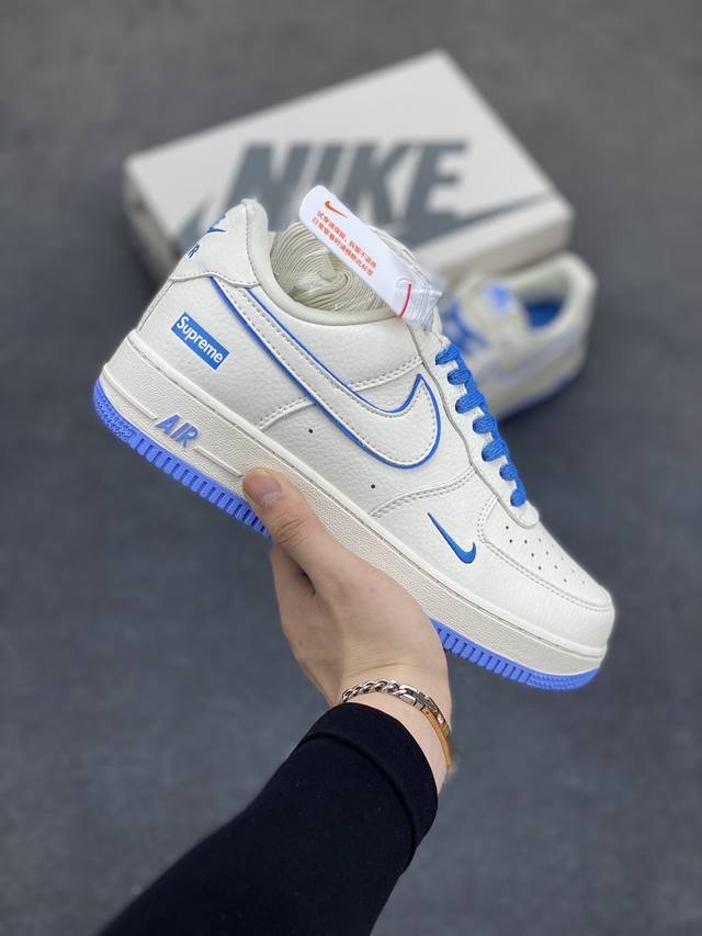 工厂套现 福利特价 原本地240版本 海外限量发售！公司级nike Air Force 1 '07 Low “Supreme联名--米白天蓝满天星”空军一号 低