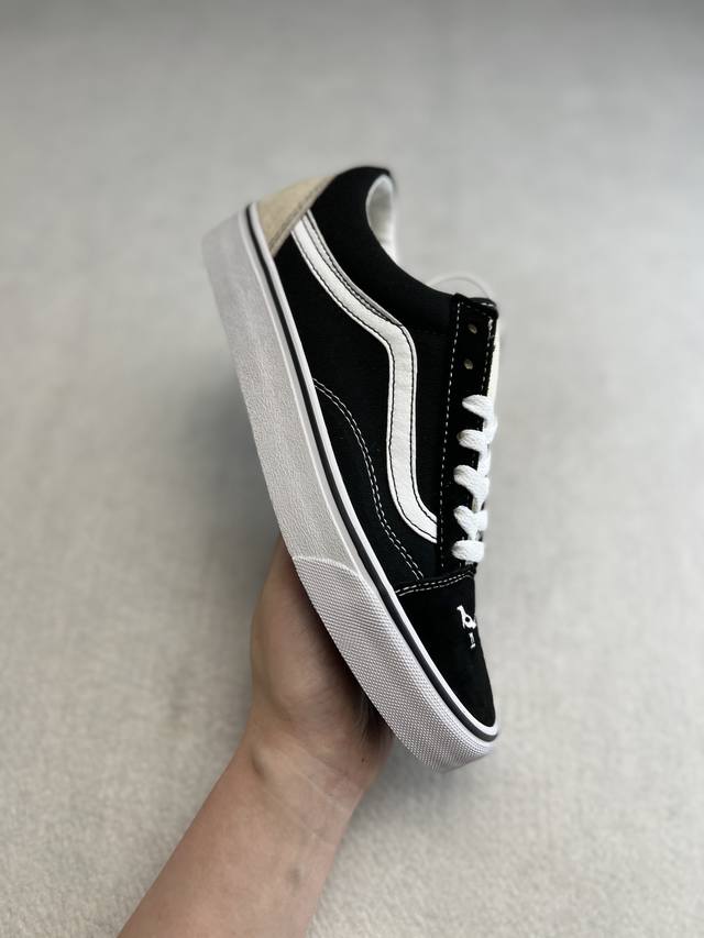 Vans Buzz Og Old Skool 黑白 灰尾 官方新品 高端支线拼接帆布板鞋 工艺：硫化1:1 重量1:1、真标、原钢印、材质标、鞋型标、合格证 货