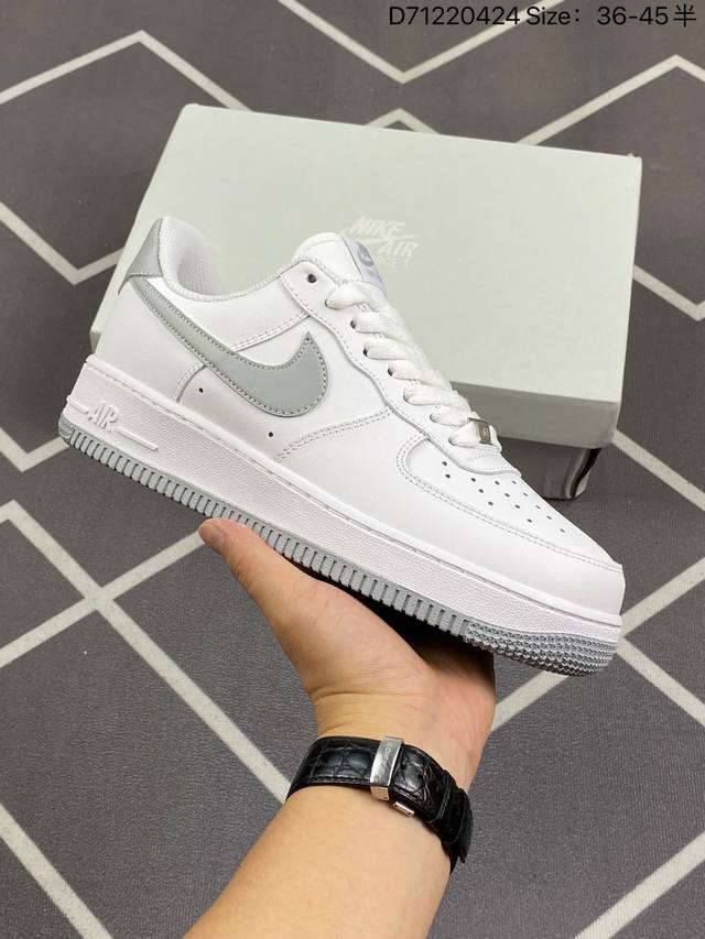 Nike Air Force 1 Low 原楦头原纸板 打造纯正空军版型 专注外贸渠道 全掌内置蜂窝气垫 原盒配件 原厂中底钢印、拉帮完美 货号：Fj4146-