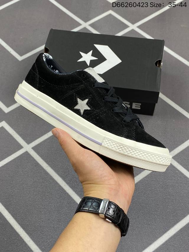 Converse Ctas 70 Ox 匡威小花帆布硫化鞋 三星标欧斯奈鞋垫 原厂亮油 真标原盒 货号： 584C 码数：35 36 36.5 37 37.5