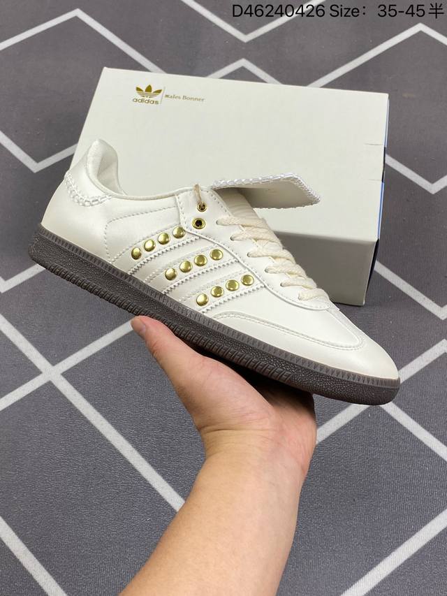 Adidas Originals Samba Og 复古单品 桑巴舞系列绅士德训足球百搭皮革板鞋生胶底 货号：Ig4303 尺码：36 36 37 38 38