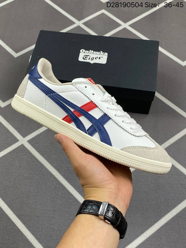 亚瑟士 Onitsuka Tiger Tokuten 复古低帮休闲跑鞋 炎夏必备 Tokuten的灵感来源于80年代的室内用鞋 T-Toe前足补强设计 室内鞋的