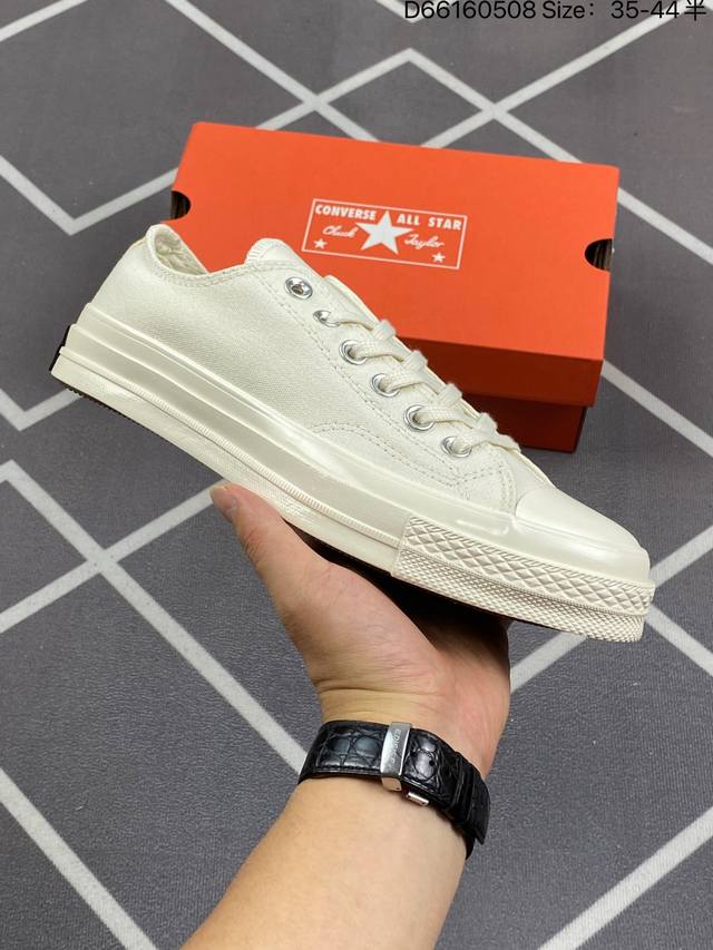 硫化工艺 匡威 Converse 日版必入款 日系奶咖# 经典日系匡威all Star，奶油白+奶咖巧克力标 温暖感爆炸了， 还有什么理由不入手！货号：1622