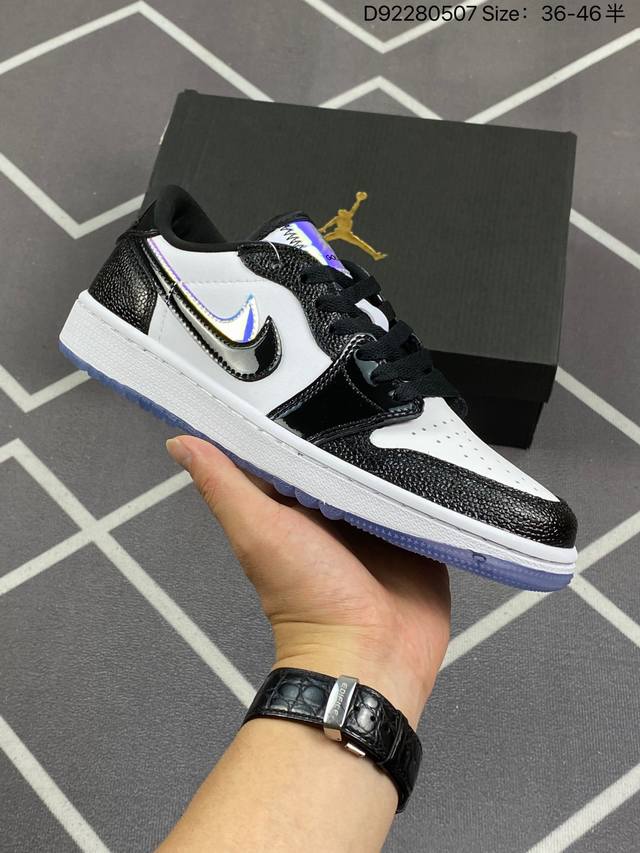 Nike Air Jordan 1 Low Aj1乔丹一代低帮经典复古文化休闲运动篮球鞋 原楦原档案数据开发 采用软质牛剖革组合头层皮鞋面材质 鞋垫嵌入缓震ev