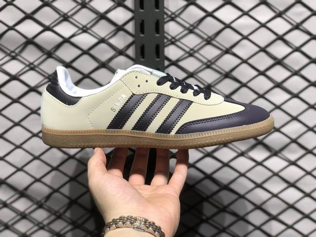 放店 阿迪达斯 Adidas Wb Pony Tonal Samba 运动板鞋 经典三叶草与德训鞋结合 复古种草。2023年，是阿迪达斯samba之年。Samb