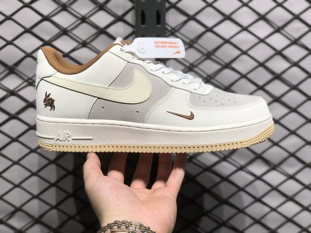 福利放店 Air Force 1 Low 原装级别 原楦头原纸板 打造纯正空军版型专注外贸渠道 全掌内置蜂窝气垫 原盒配件 原厂中底钢印、拉帮完美 货号：Ae3