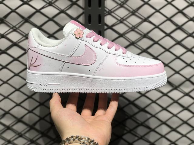 福利放店 Air Force 1 Low 原装级别 原楦头原纸板 打造纯正空军版型专注外贸渠道 全掌内置蜂窝气垫 原盒配件 原厂中底钢印、拉帮完美 货号：315