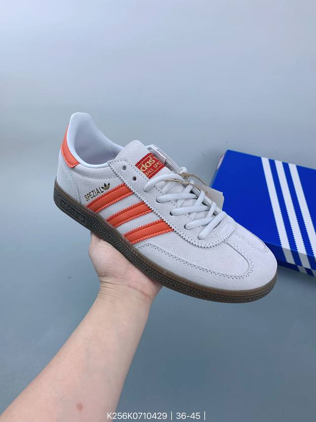 Adidas Originals Handball Spzl 阿迪达斯 低帮 舒适潮流轻便耐磨防滑低帮板鞋男女同款 1979年，阿迪达斯创造了handball